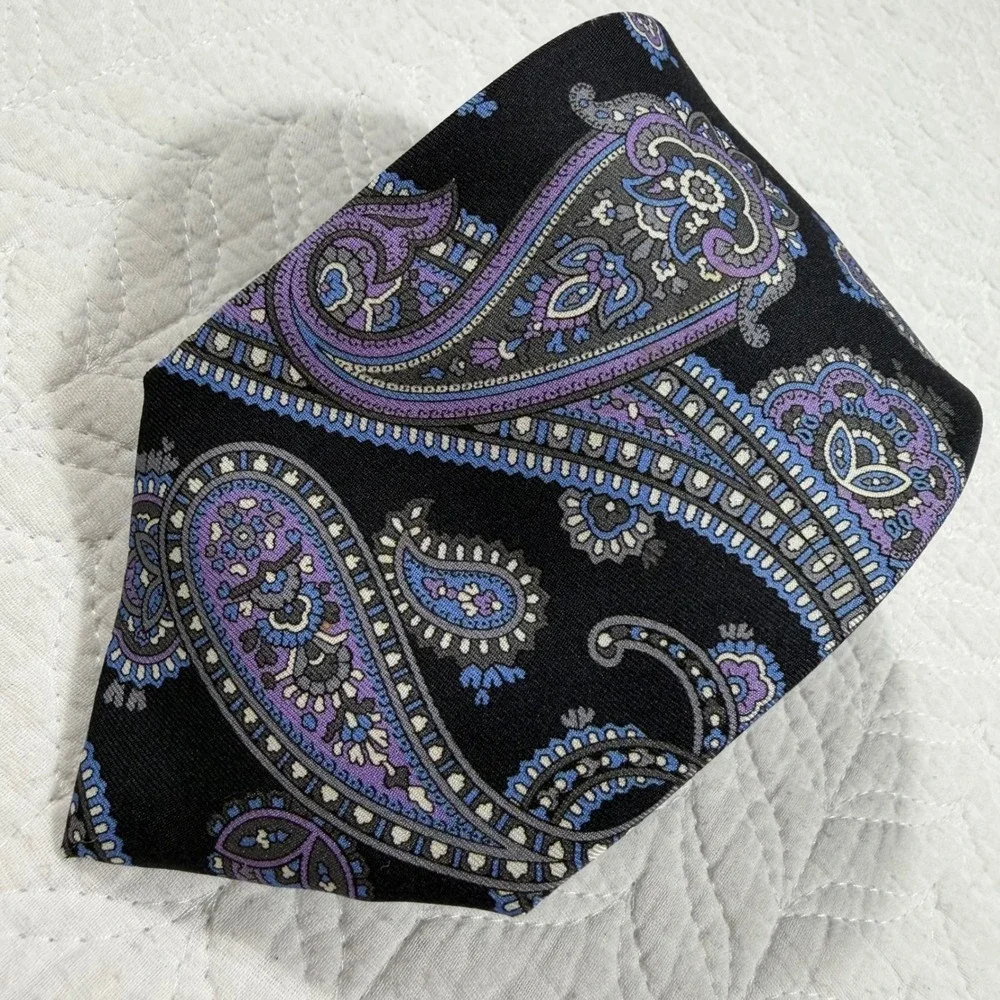 Daniel Cremieux Signature Mens Tie Paisley Silk‎ Black Purple 7 Fold 60